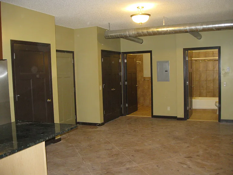 631 Ontario St SE #208 — Photo 14