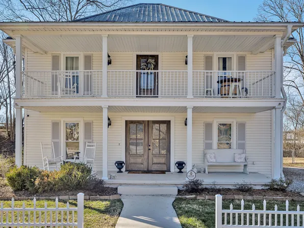 308 S Ramsey St, Manchester, TN 37355