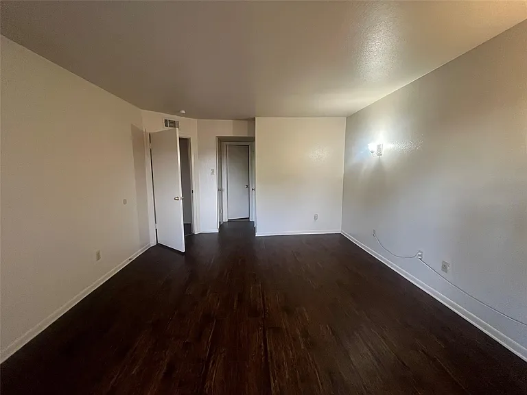 8529 Hearth Dr #34 — Photo 13