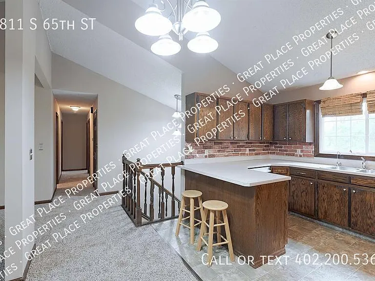 4811 S 65th St — Photo 16