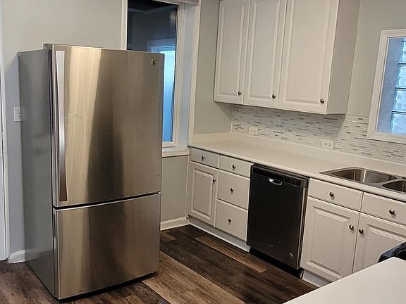 3rd image of 3309 N Kildare Ave APT 1