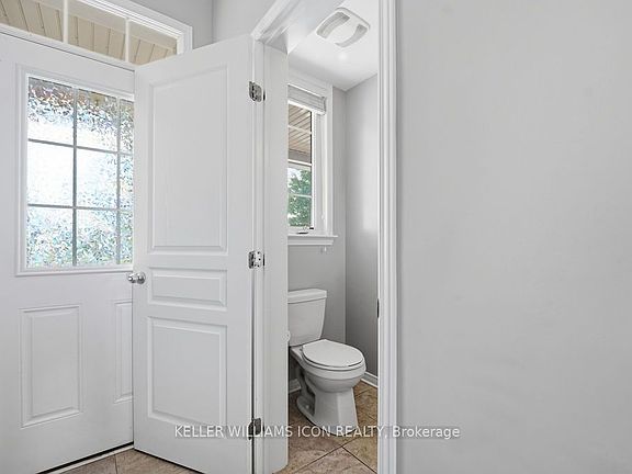 5th image of 493 Ashbourne Cres