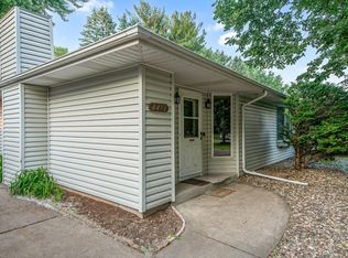 8452 85th St S, Cottage Grove, MN 55016