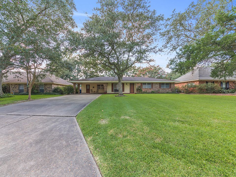1st image of 206 Highland Dr