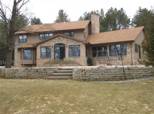 W6794 Porters Lake Rd, Wautoma, WI 54982
