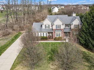 7714 Tipperary Trl, Fenton, MI 48430