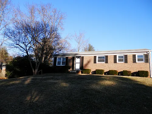 119 Dorset Ct Photo 1