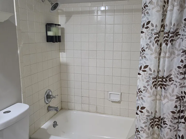 2830 Eaton St — Photo 23