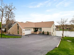 506 Wexford Rd, Valparaiso, IN 46385