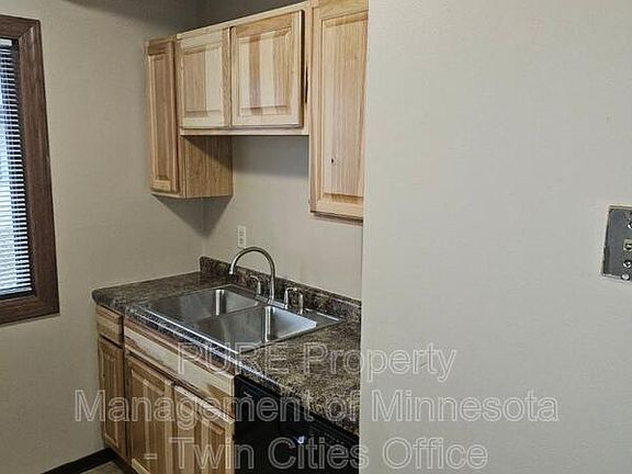 3rd image of 6652 84th Ct N