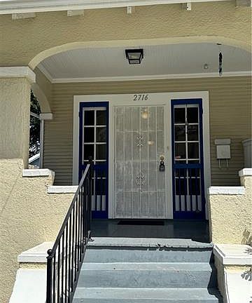 2nd image of 2716 Lowerline St