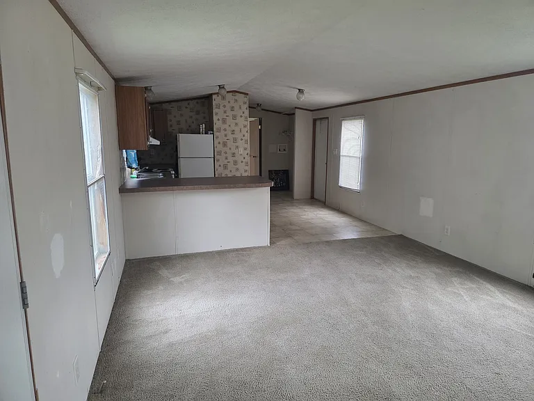 7322 Hurst Ln — Photo 7
