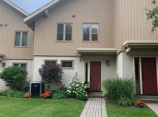 111 Brooker Blvd #8, The Blue Mountains, ON L9Y 0L3