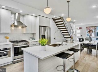 723 Winton St, Philadelphia, PA 19148