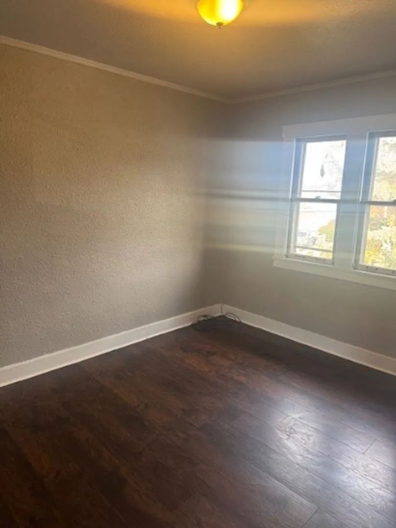 855 Vankirk Street Clairton, PA 15025 — Photo 3