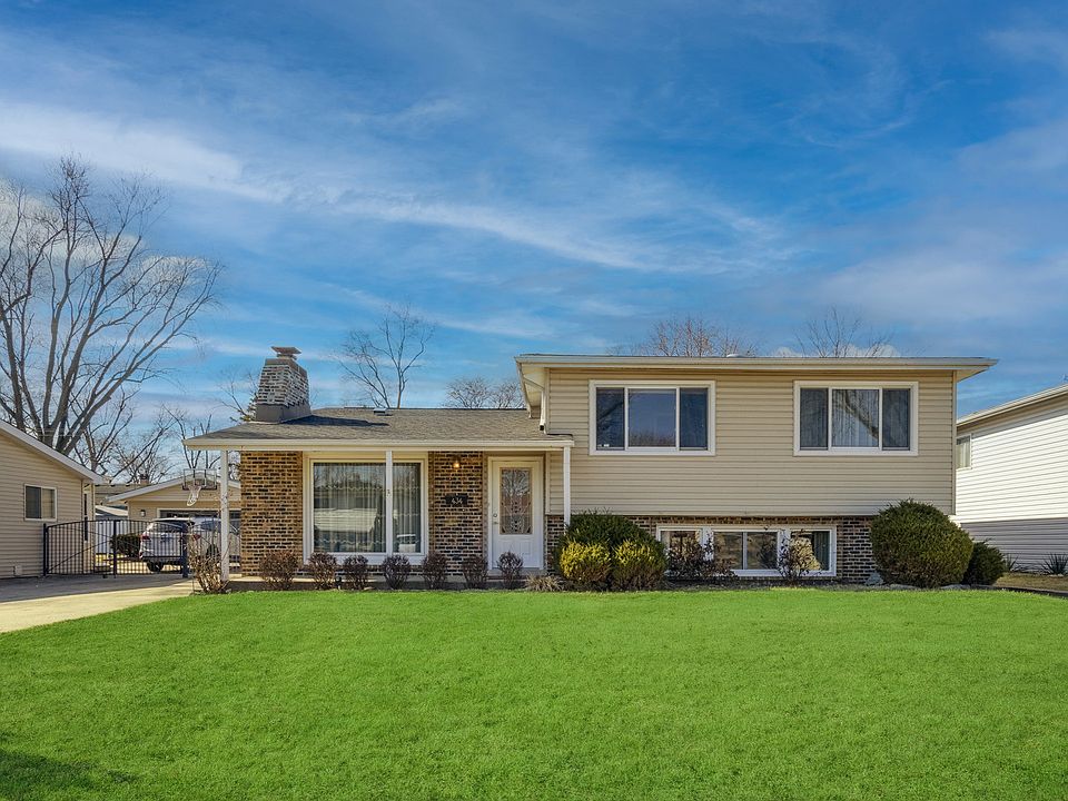 1st image of 434 S Yale Ave