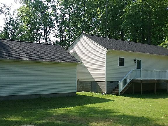 5th image of 2219A Kiowa Dr