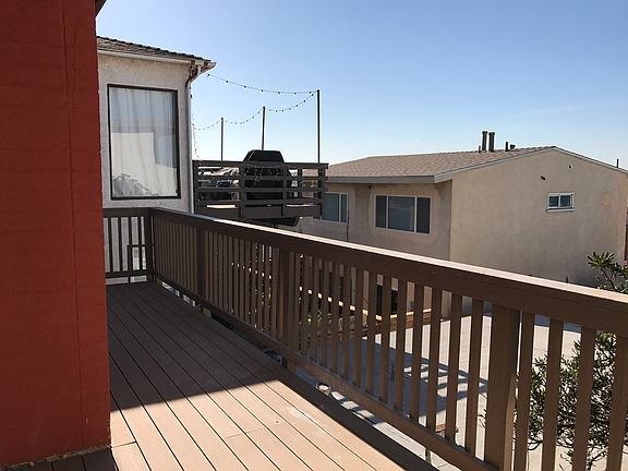 4th image of 2205 Bayview Dr