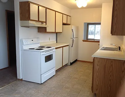 505 & 403 SW Higgins — Photo 4