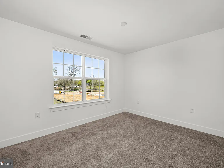 2307 Prince Hall Dr — Photo 31