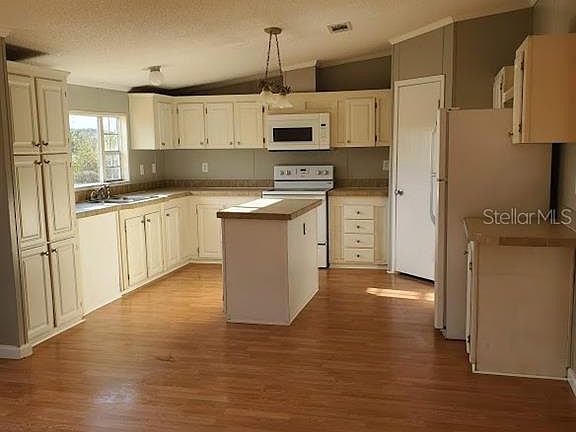 2nd image of 14050 SE 63rd Ter