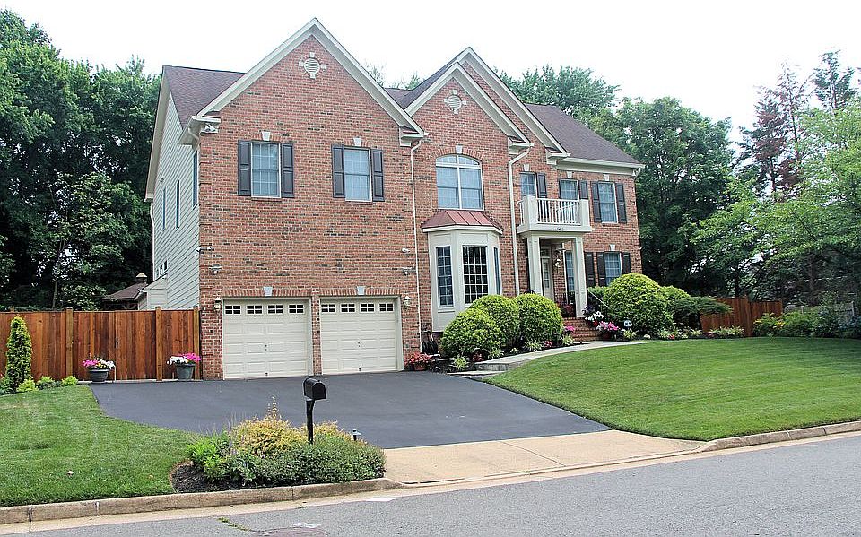 1st image of 6483 Birch Grove Ct