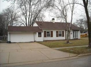 1000 Straftord Ave, Streamwood, IL