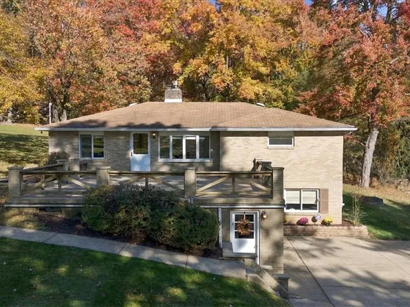 324 Gringo Independence Rd, Aliquippa, PA 15001