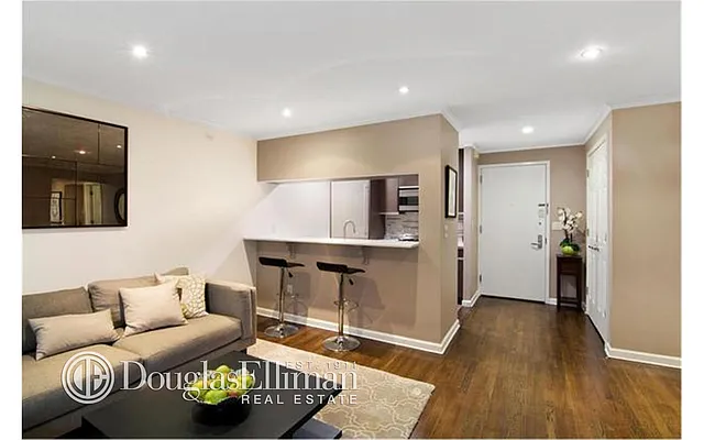 Rented by Douglas Elliman | media 18