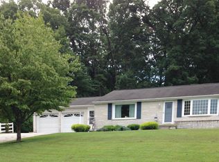 7084 Reynolds Mill Rd, Seven Valleys, PA 17360