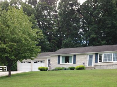7084 Reynolds Mill Rd, Seven Valleys, PA, 17360