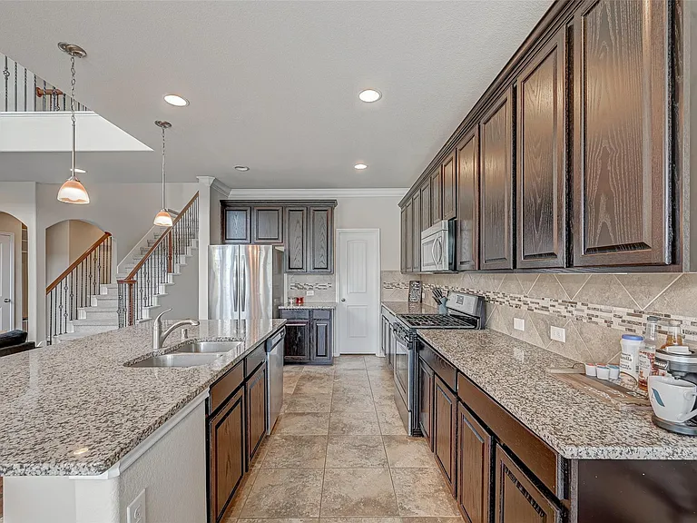 9526 Bonbrook Bend Ln — Photo 12