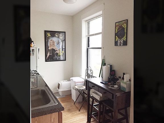 4th image of 921 W Waveland Ave #17-1A
