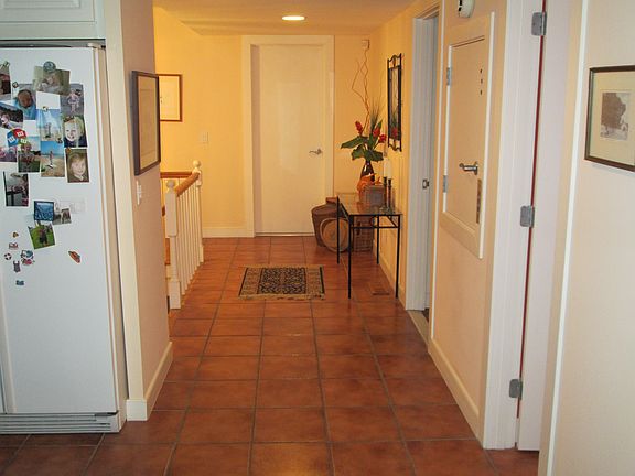 4th image of 1109 Bunting Ave