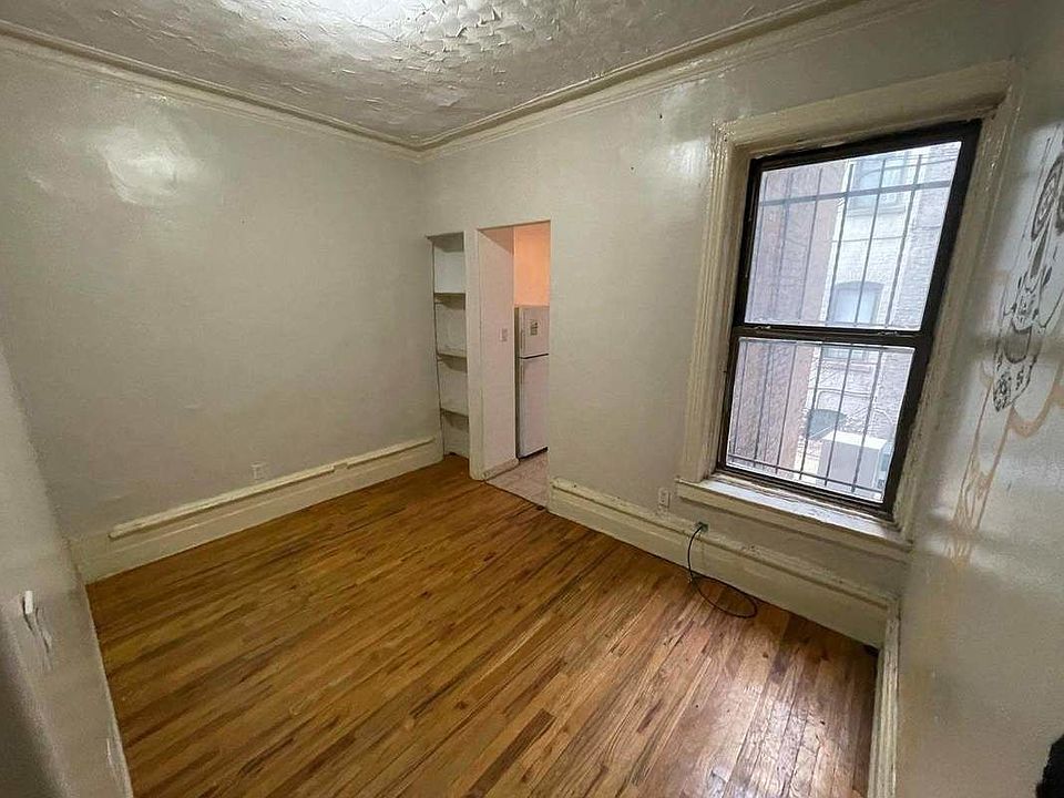 1st image of 1353 Pacific St APT 2