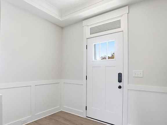 2nd image of 406 Limelight Rd
