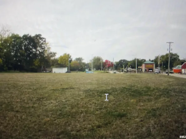 420 S Main St, Creve Coeur, IL 61610