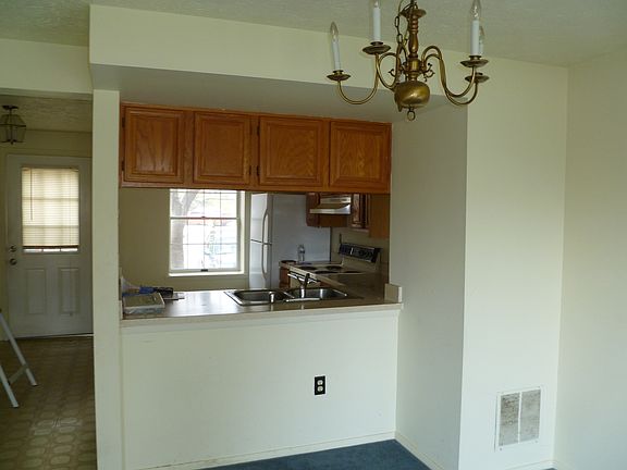 5th image of 19129 Partridge Wood Dr