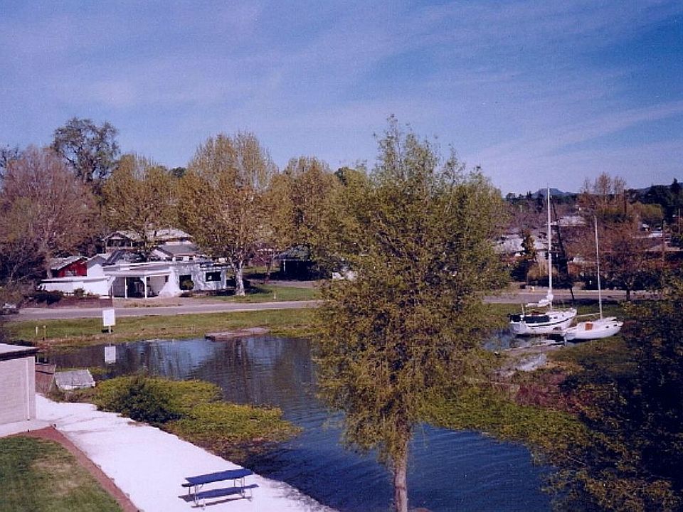 A View of 15 Konocti Avenue