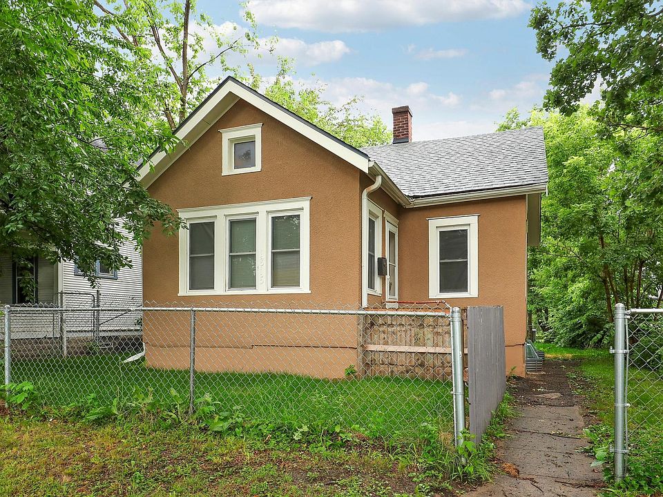 1st image of 1815 25th Ave N