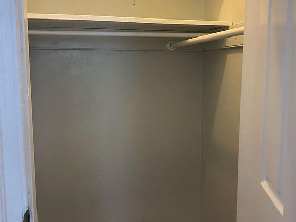 5th image of 57 Gardner Ave #2