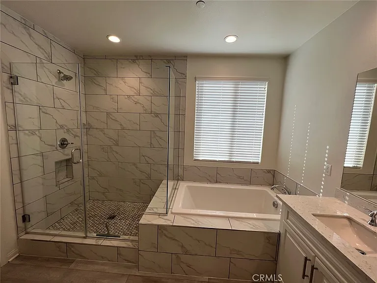 9413 Venetian Way — Photo 15