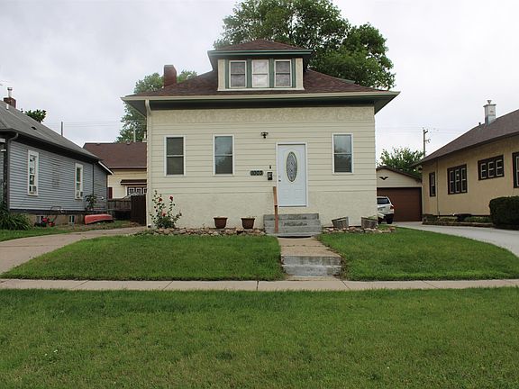 3rd image of 1003 N Dakota Ave