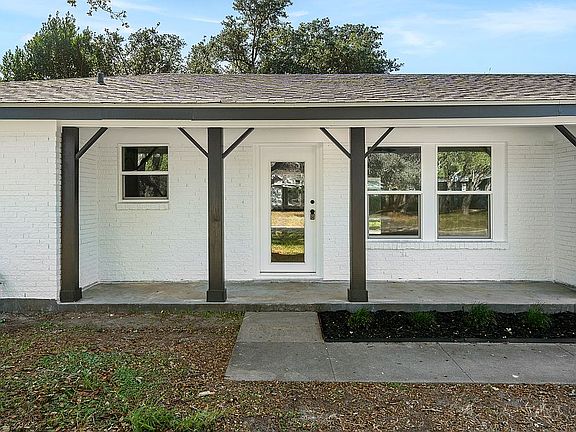 3rd image of 1905 Bay Ave