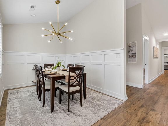 5th image of 1704 Bickett Blvd