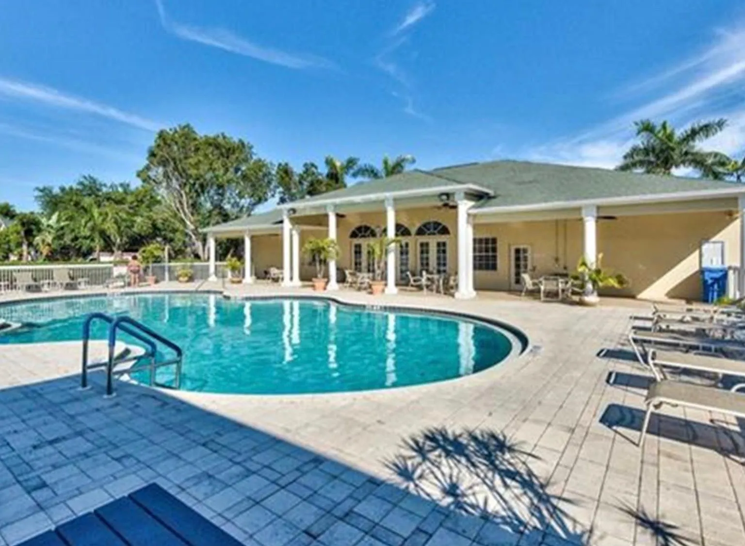 1 bed, 725 sqft, $1,500 — Photo 1