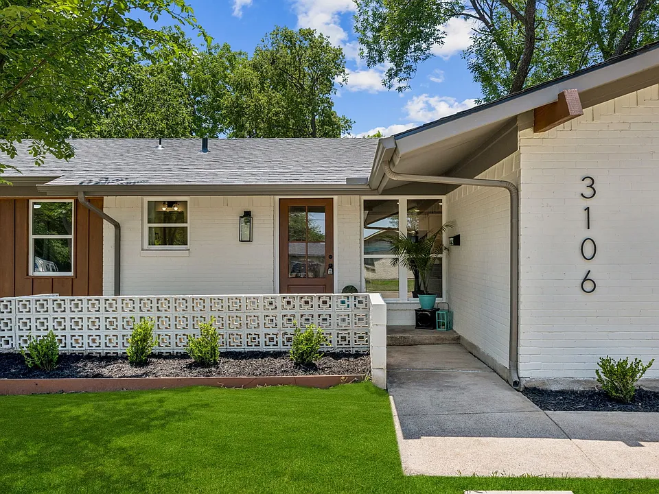 3106 March Ln