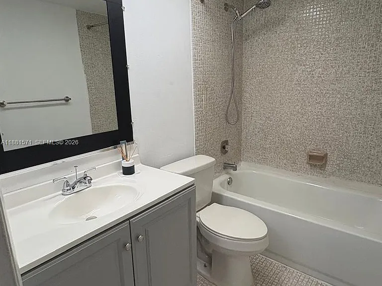 3001 NW 48th Ave #440 — Photo 4