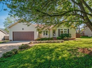 2007 Cobb Dr, Columbia, TN 38401