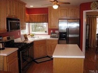 9 Drysdale Ct, Durham, NC 27713